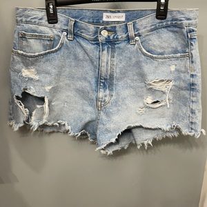 Size 14 Zara high waisted shorts!!!
